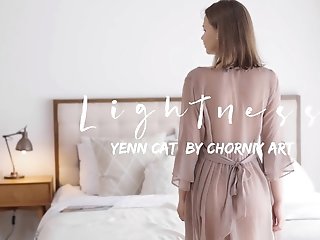 Lightness - Yenn Cat